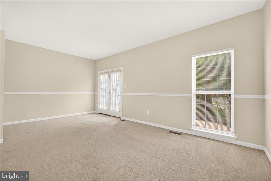 2000 SUMNER DRIVE