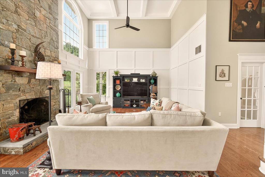 3005 AVERLEY ROAD