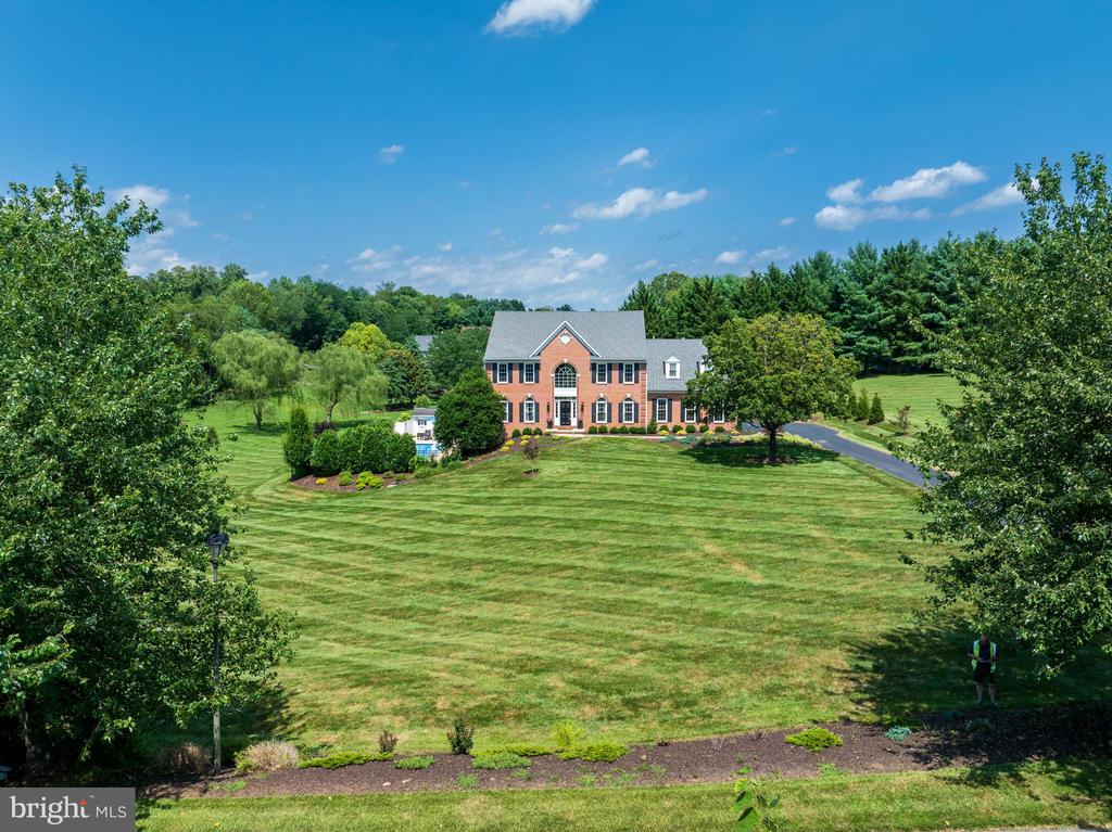 3005 AVERLEY ROAD