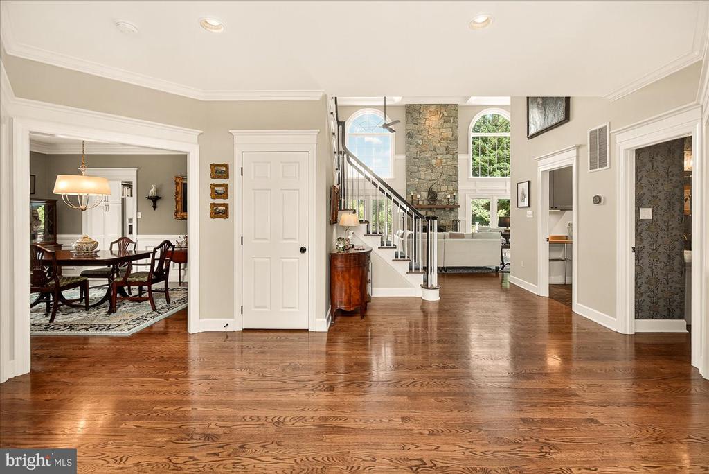3005 AVERLEY ROAD