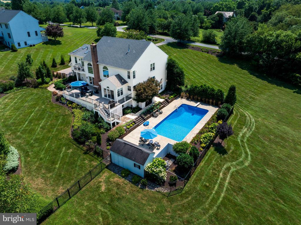3005 AVERLEY ROAD