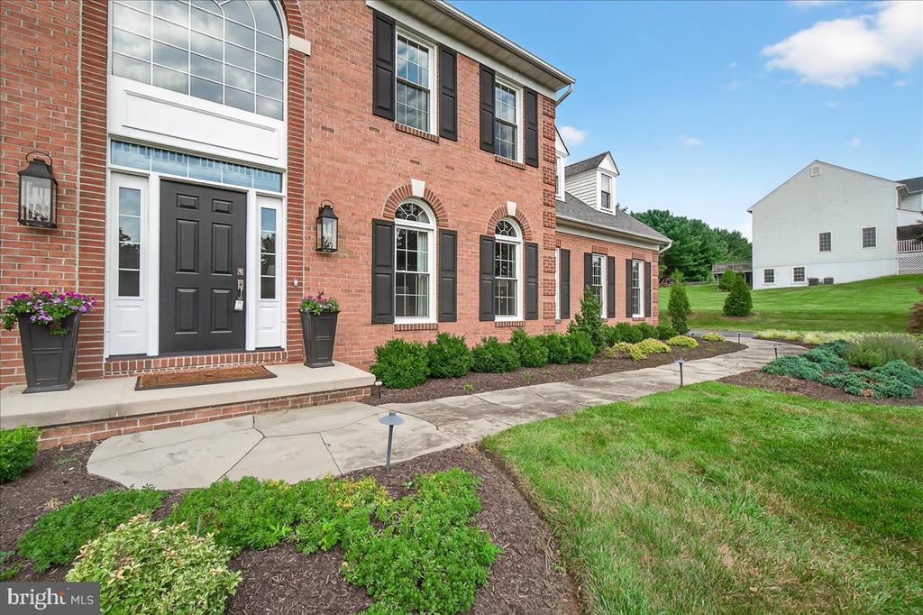 3005 AVERLEY ROAD