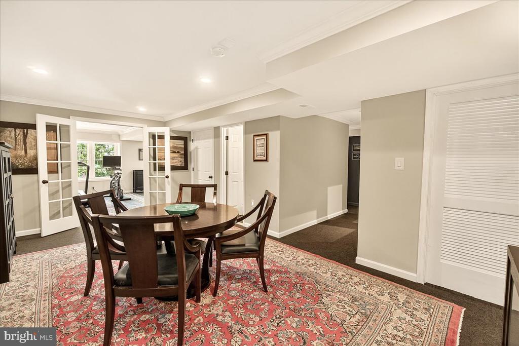 3005 AVERLEY ROAD