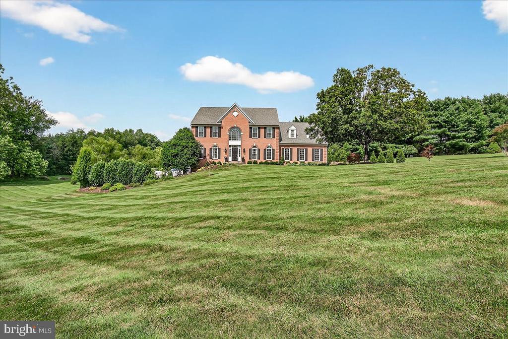 3005 AVERLEY ROAD