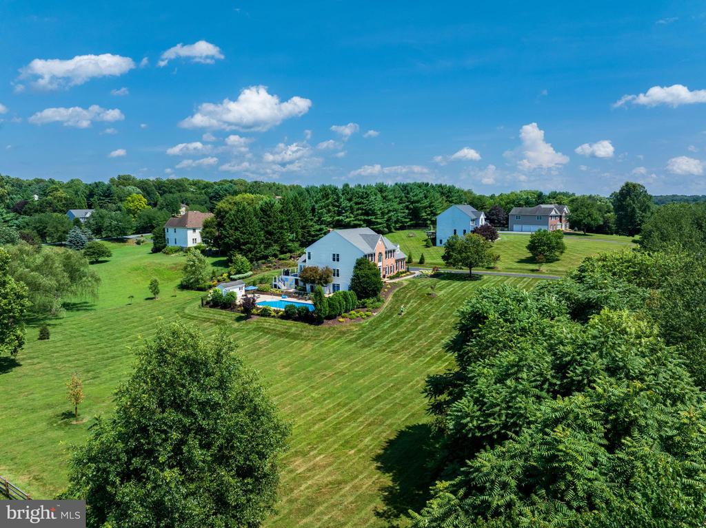 3005 AVERLEY ROAD