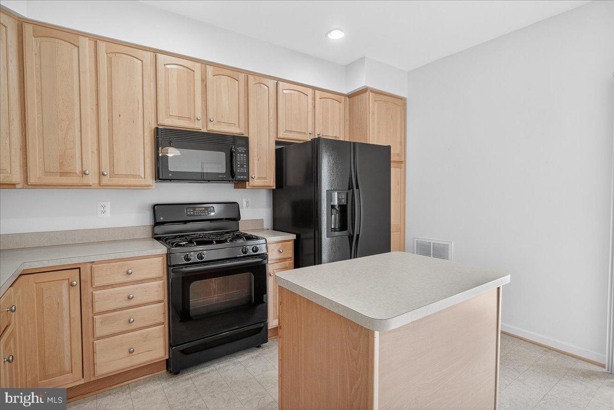 6508 WILTSHIRE DRIVE F 203