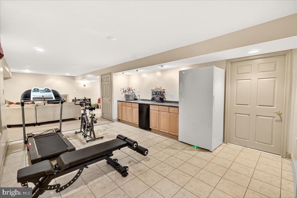 3069 LINDSEY COURT