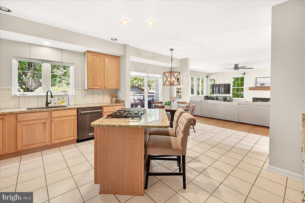 3069 LINDSEY COURT
