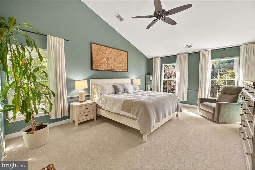3069 LINDSEY COURT