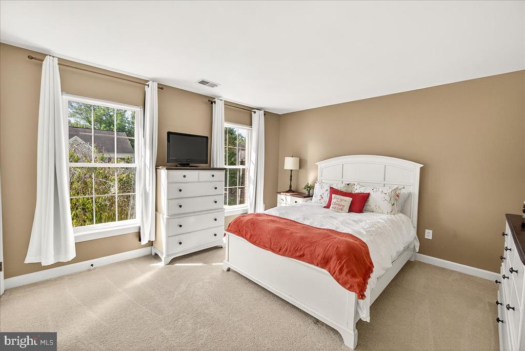 3069 LINDSEY COURT