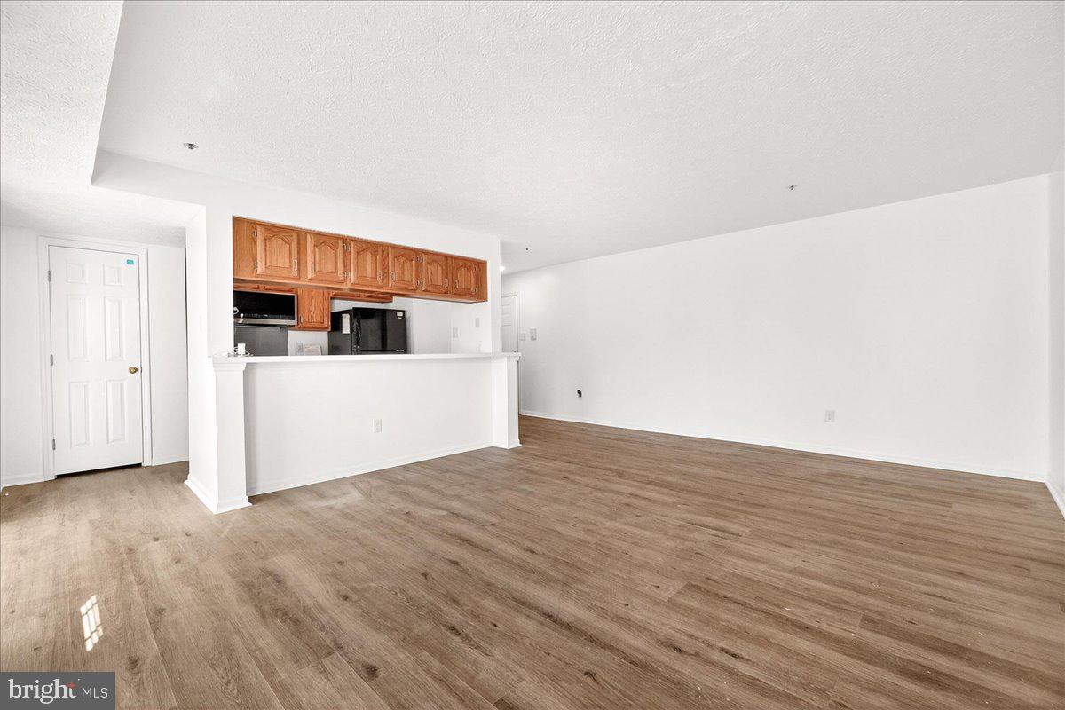 615 HIMES AVENUE 106