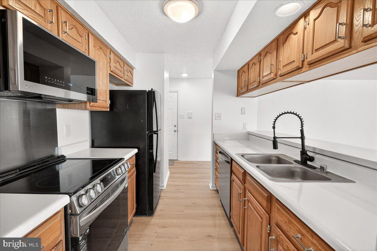 615 HIMES AVENUE 106