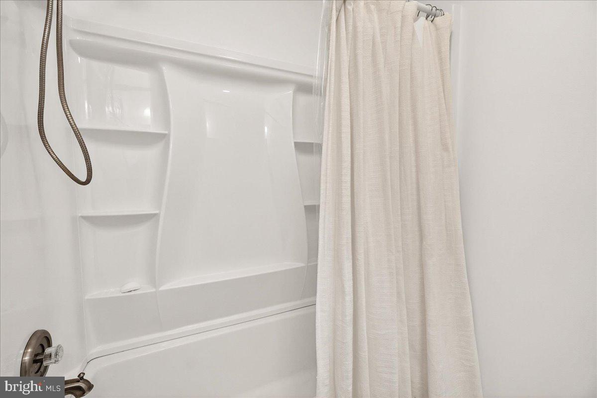 615 HIMES AVENUE 106