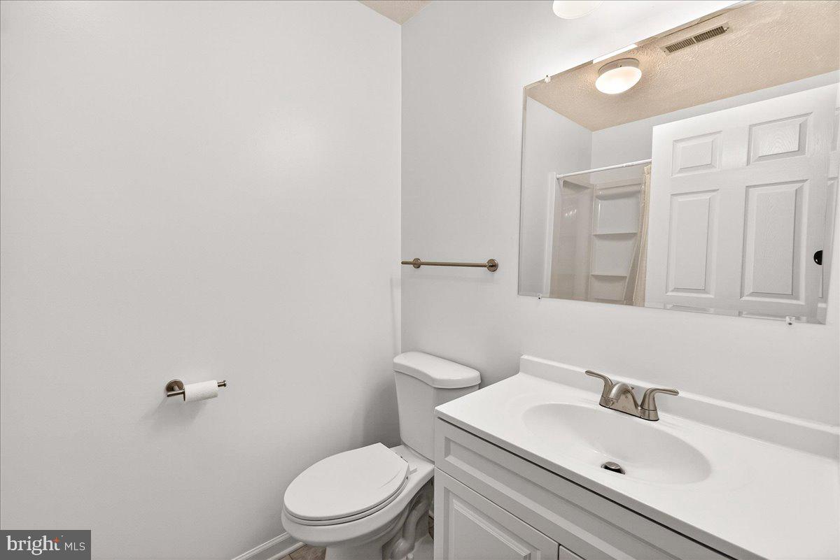 615 HIMES AVENUE 106