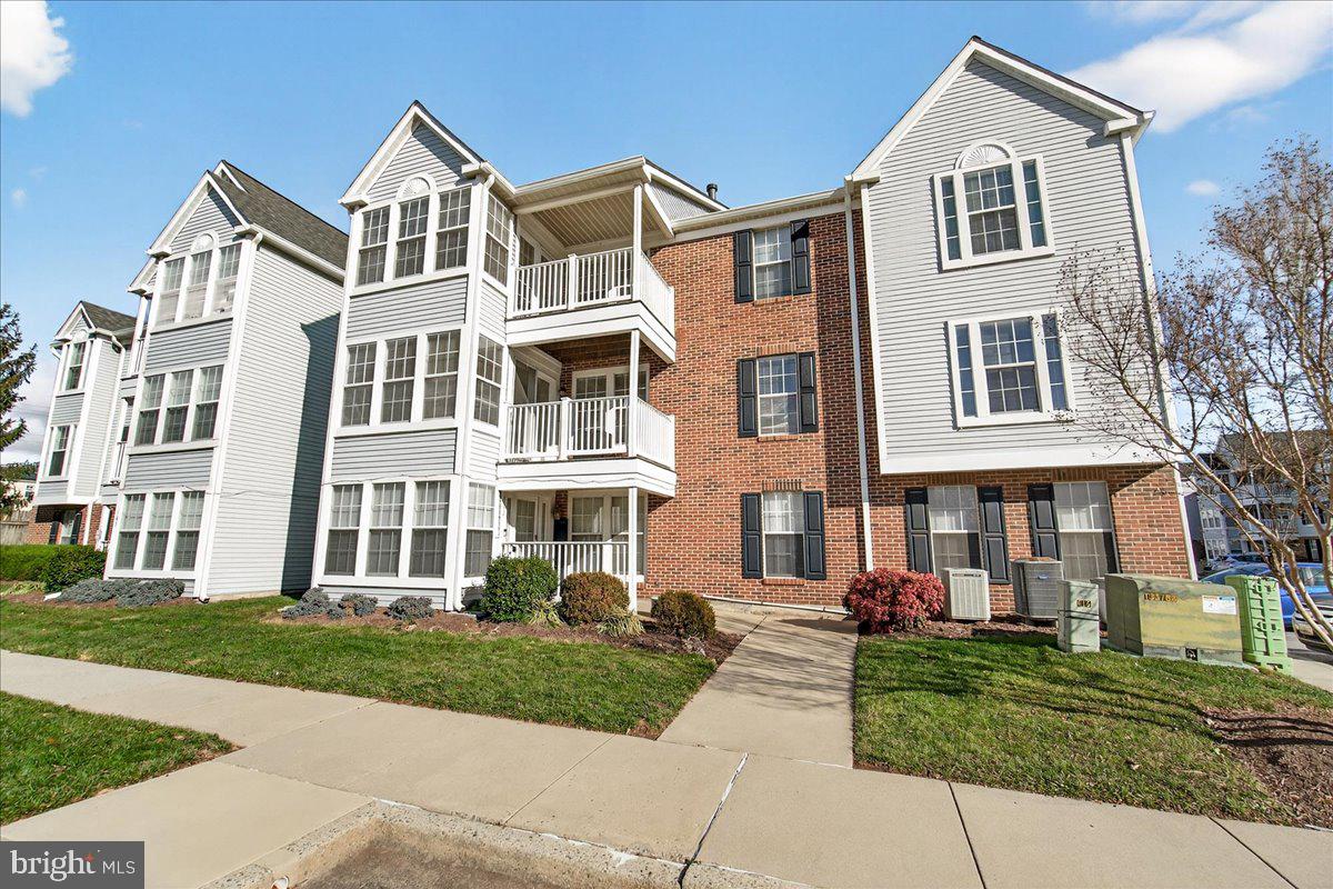 615 HIMES AVENUE 106