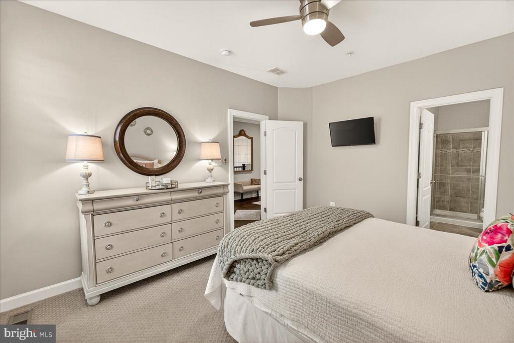 5487 TALLYN RIDGE DRIVE