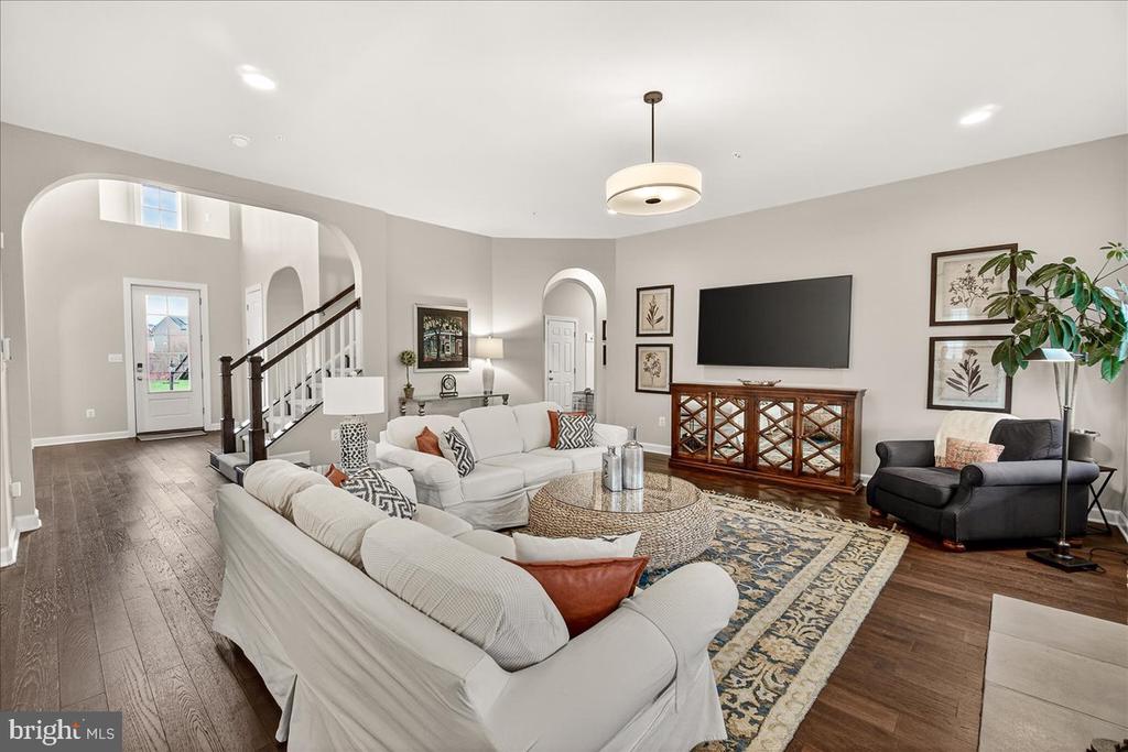 5487 TALLYN RIDGE DRIVE
