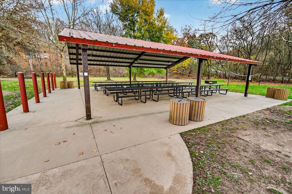 5487 TALLYN RIDGE DRIVE