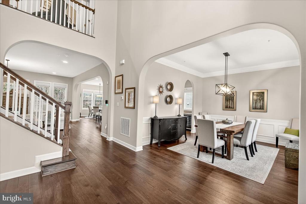 5487 TALLYN RIDGE DRIVE