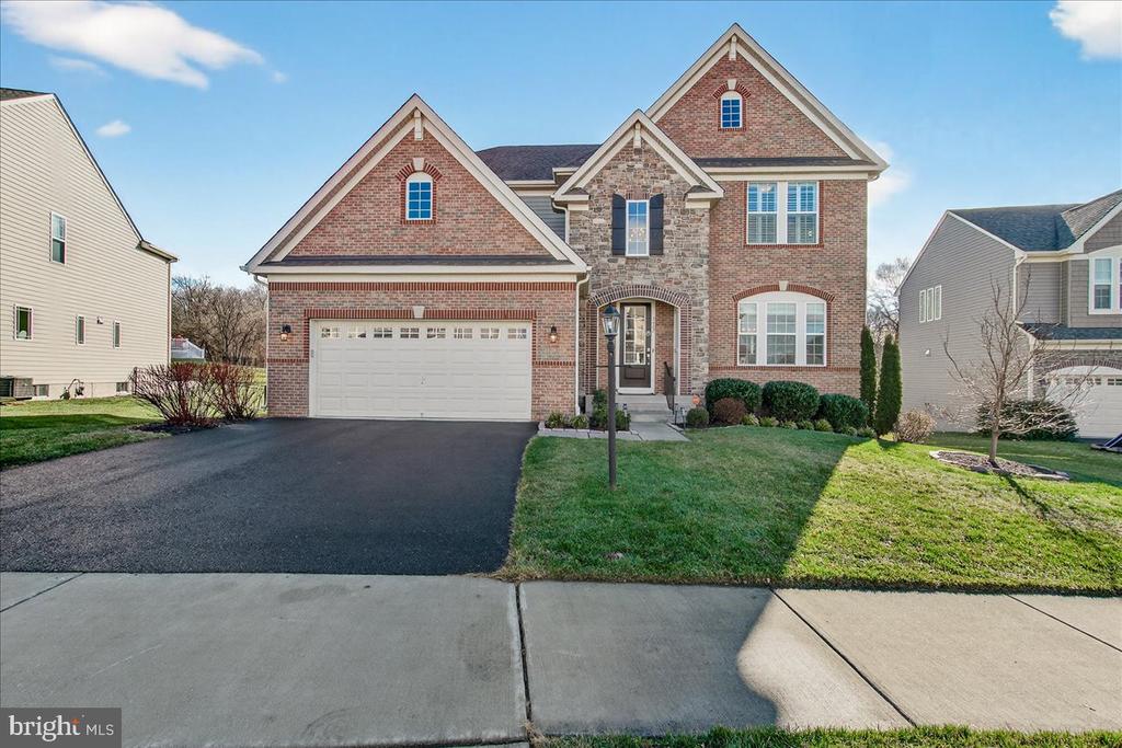 5487 TALLYN RIDGE DRIVE
