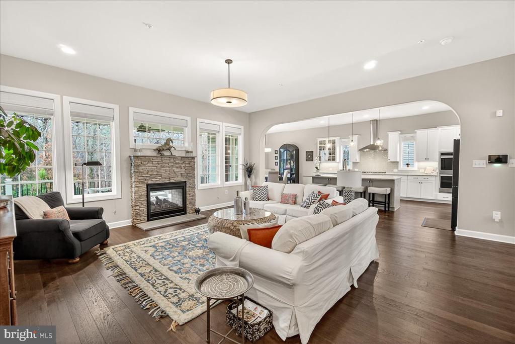 5487 TALLYN RIDGE DRIVE