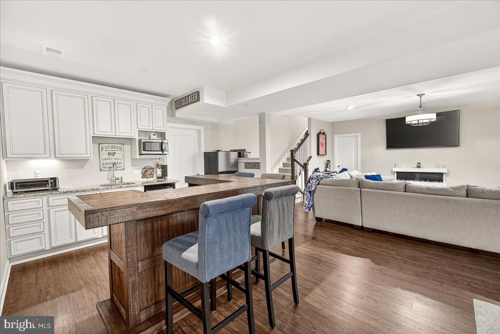 5487 TALLYN RIDGE DRIVE