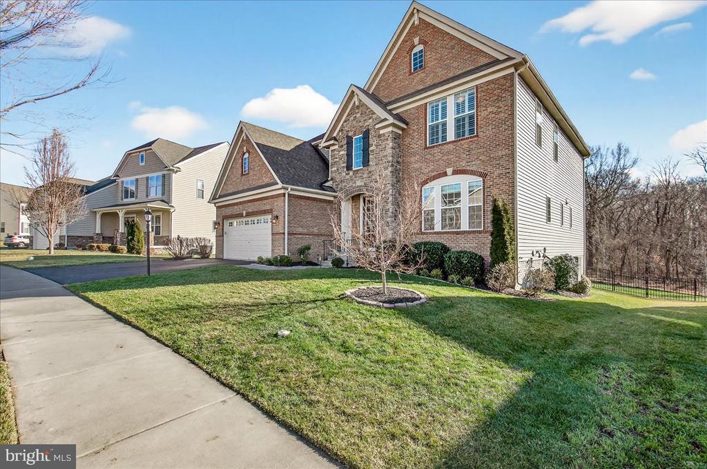 5487 TALLYN RIDGE DRIVE
