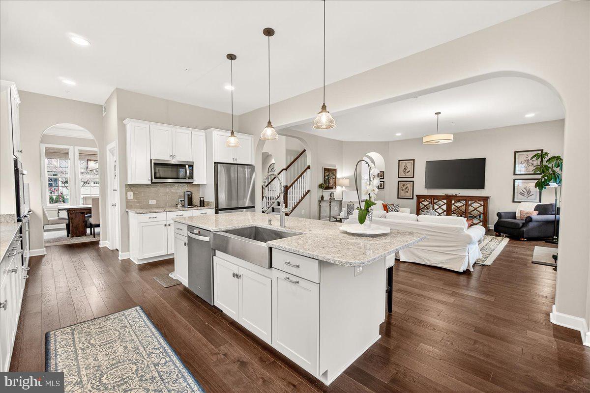 5487 TALLYN RIDGE DRIVE