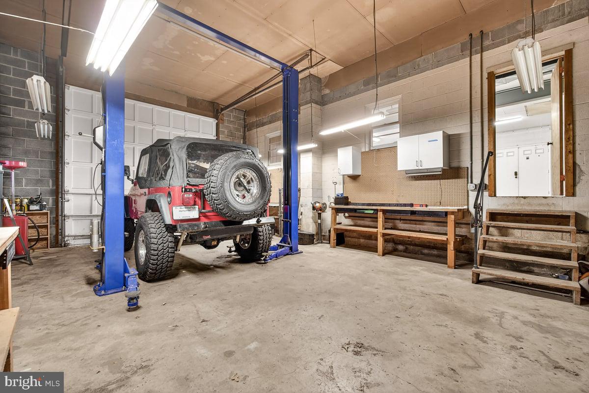 2702 CANADA HILL ROAD