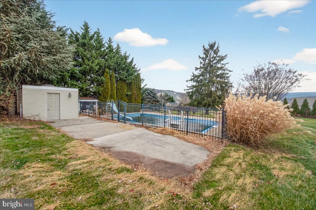 2702 CANADA HILL ROAD