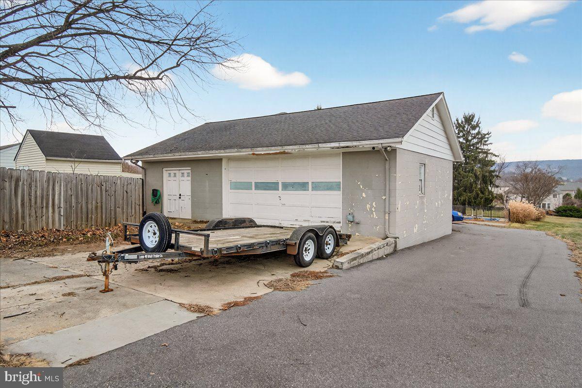 2702 CANADA HILL ROAD