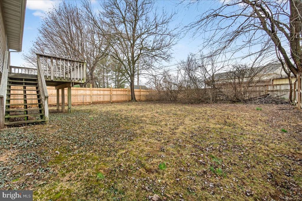 423 BANKSIA DRIVE