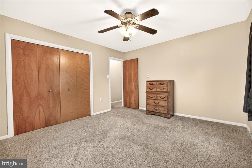 423 BANKSIA DRIVE