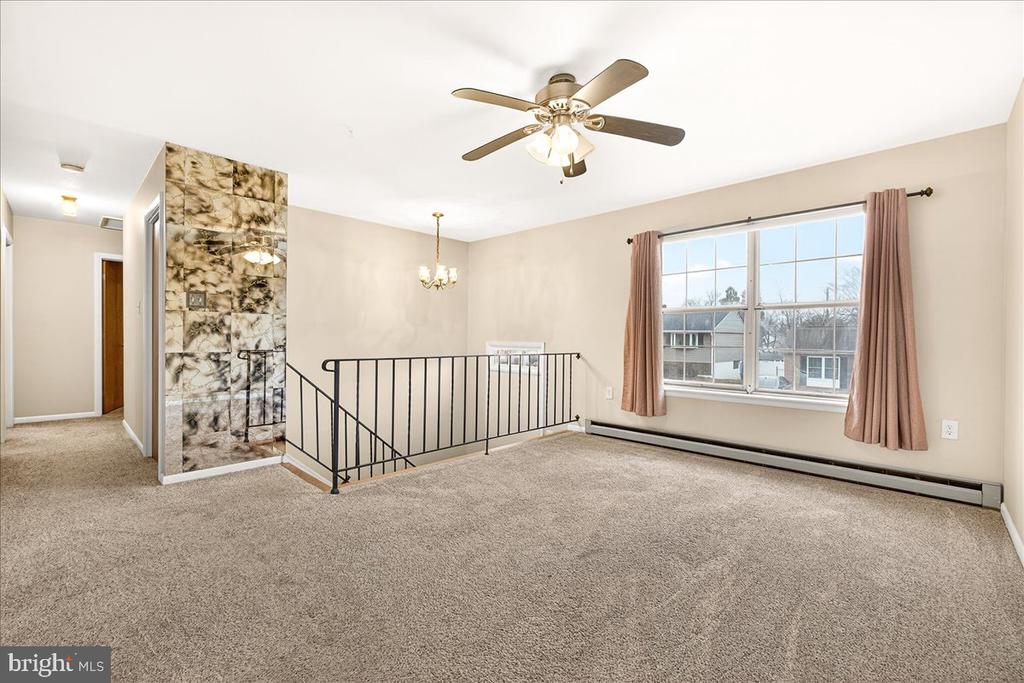 423 BANKSIA DRIVE