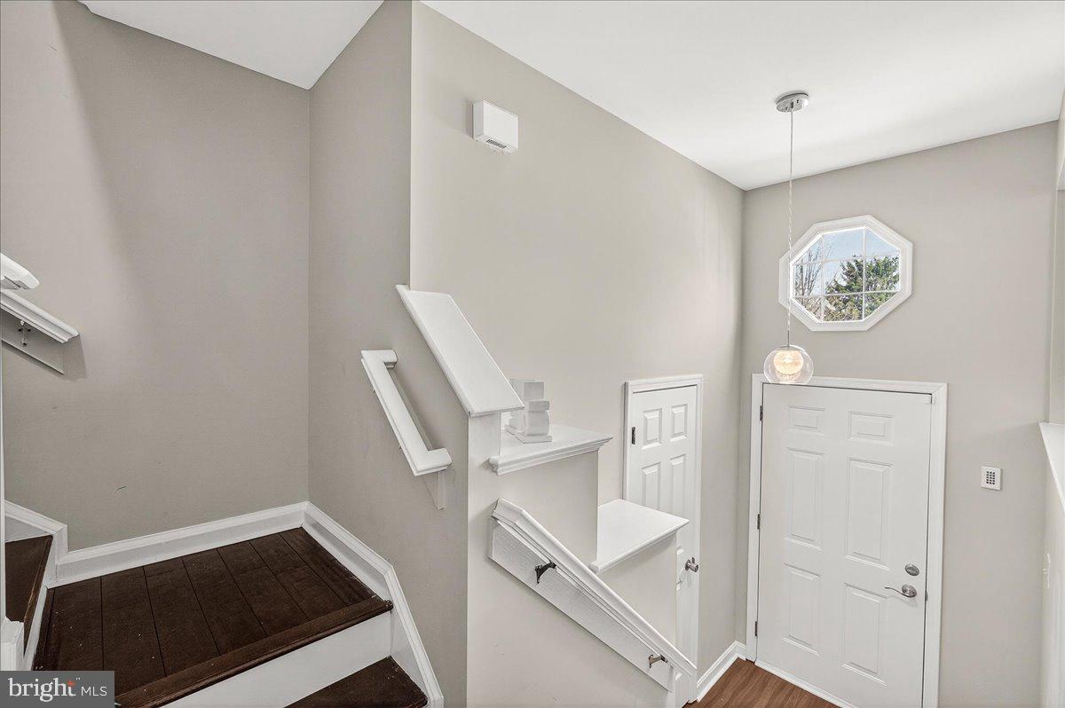 2219 WALLER HOUSE COURT