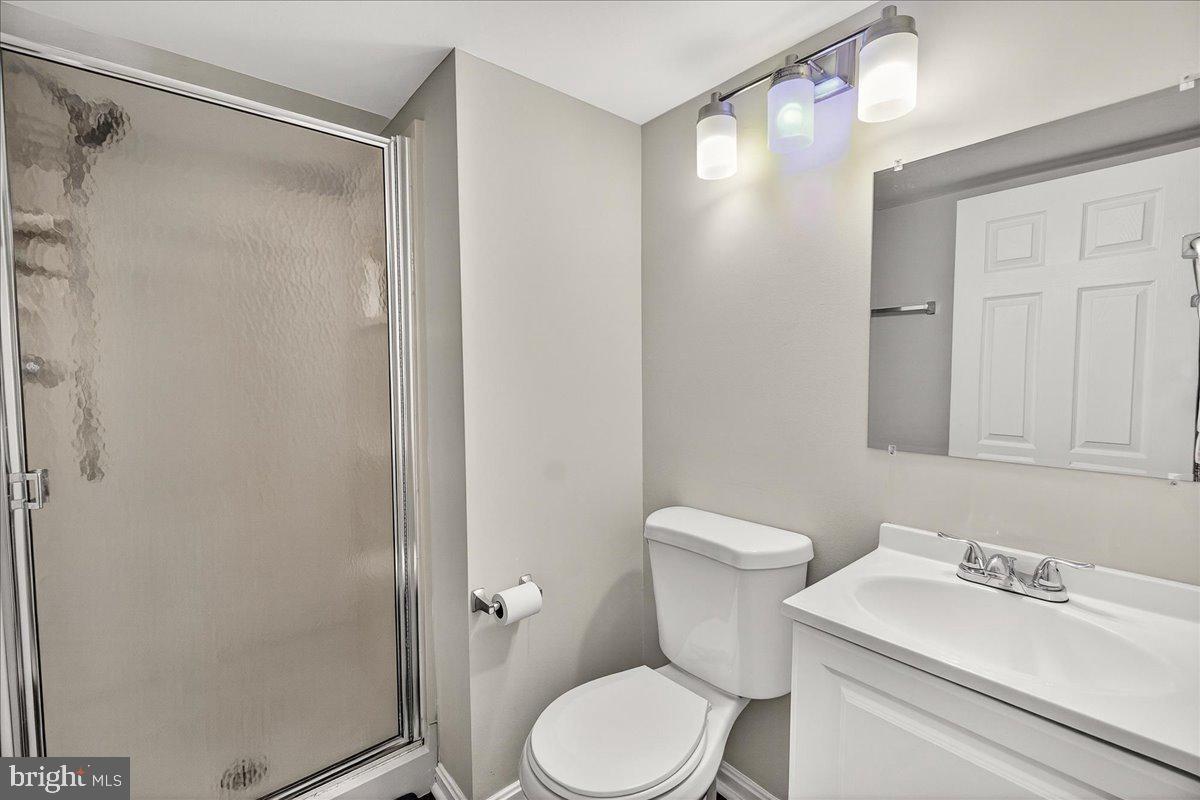 2219 WALLER HOUSE COURT