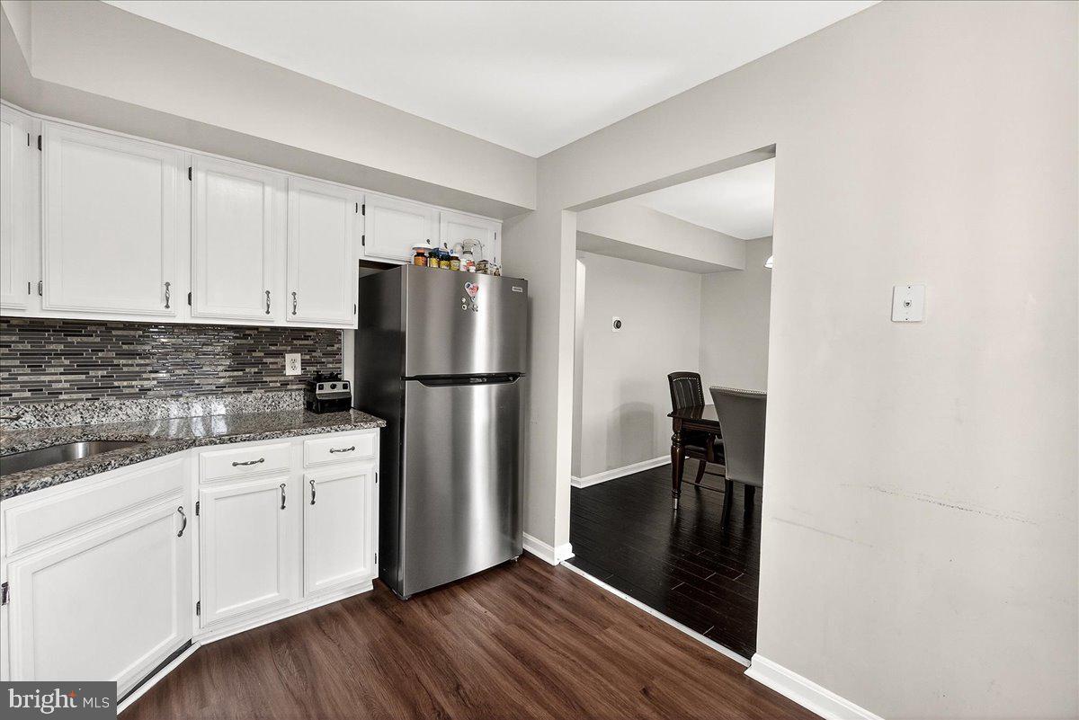 2219 WALLER HOUSE COURT