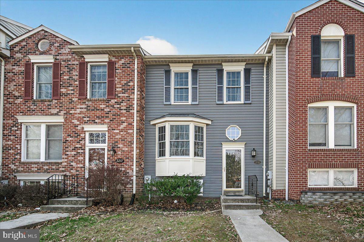 2219 WALLER HOUSE COURT