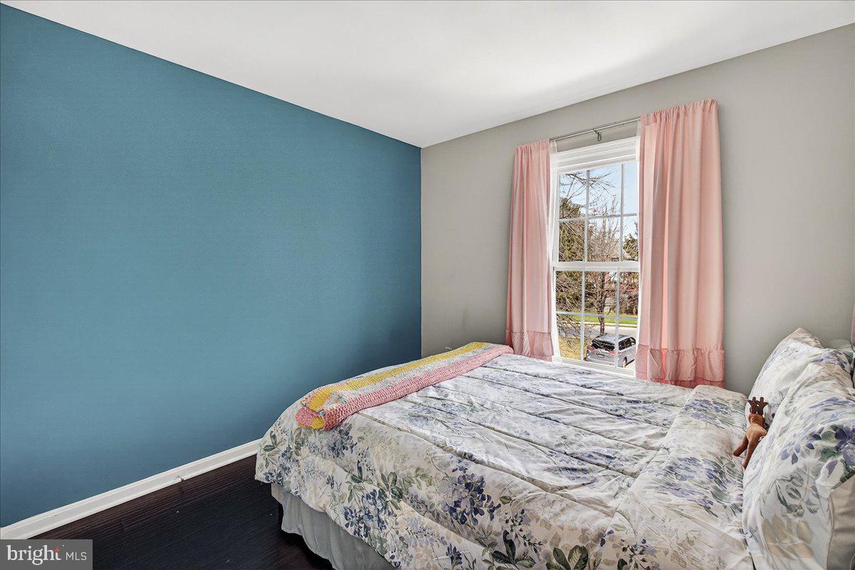 2219 WALLER HOUSE COURT