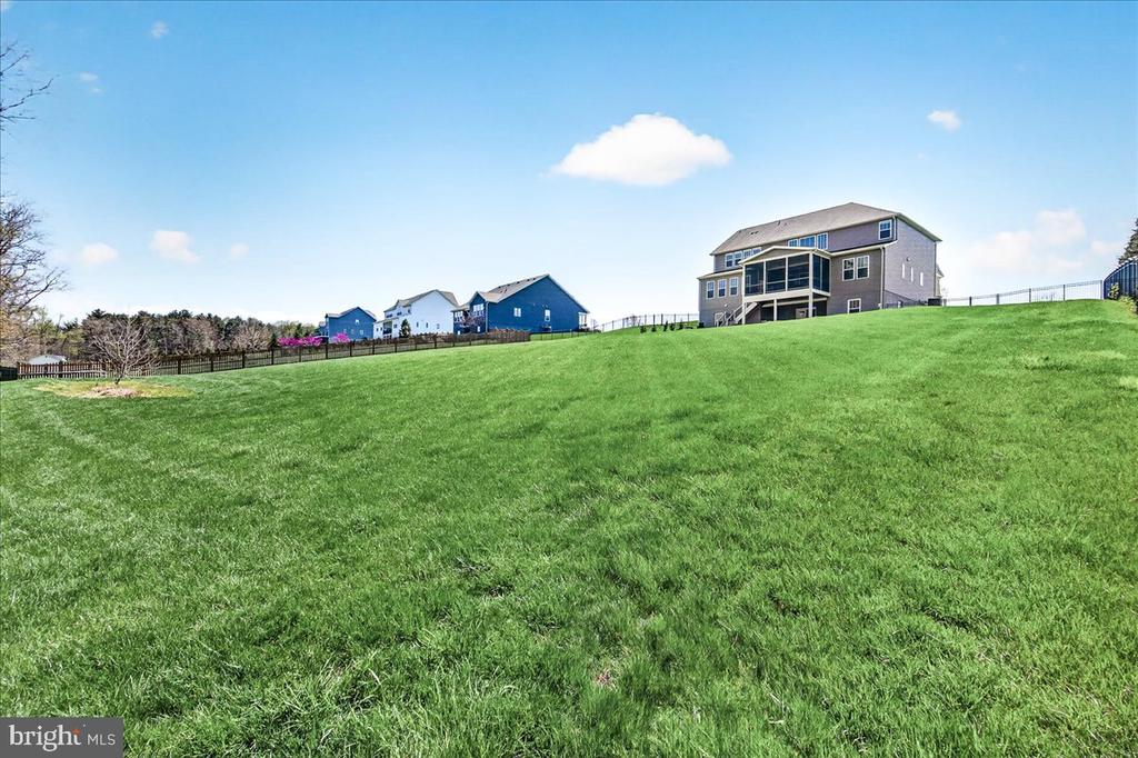 3633 MOLINE COURT