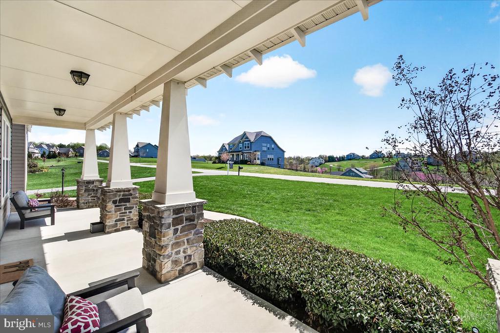 3633 MOLINE COURT