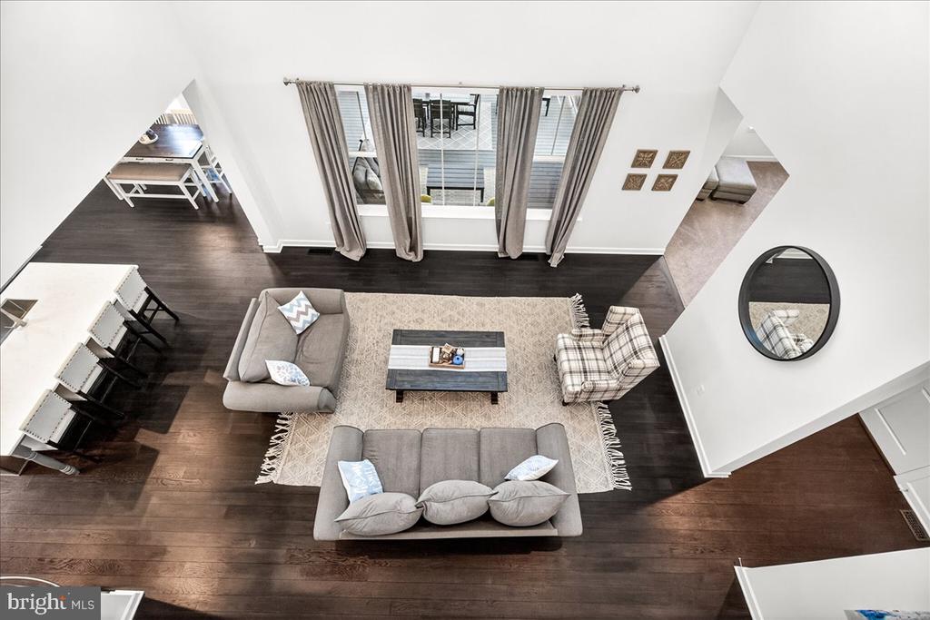 3633 MOLINE COURT
