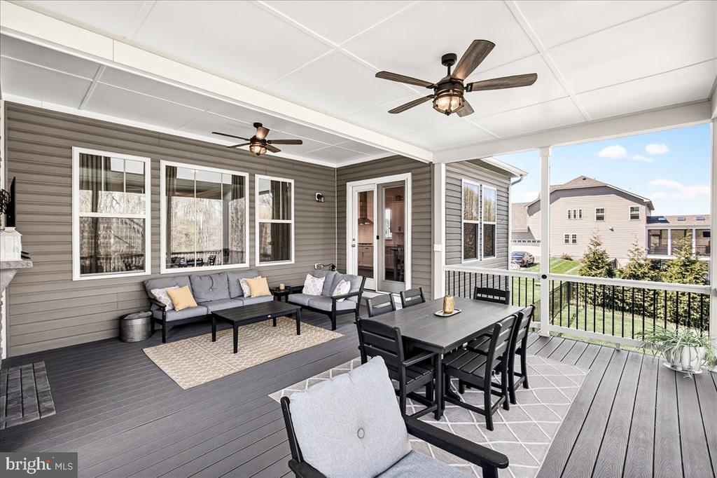 3633 MOLINE COURT