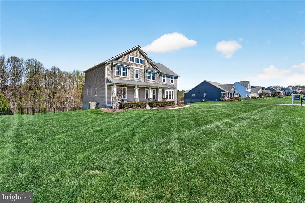 3633 MOLINE COURT
