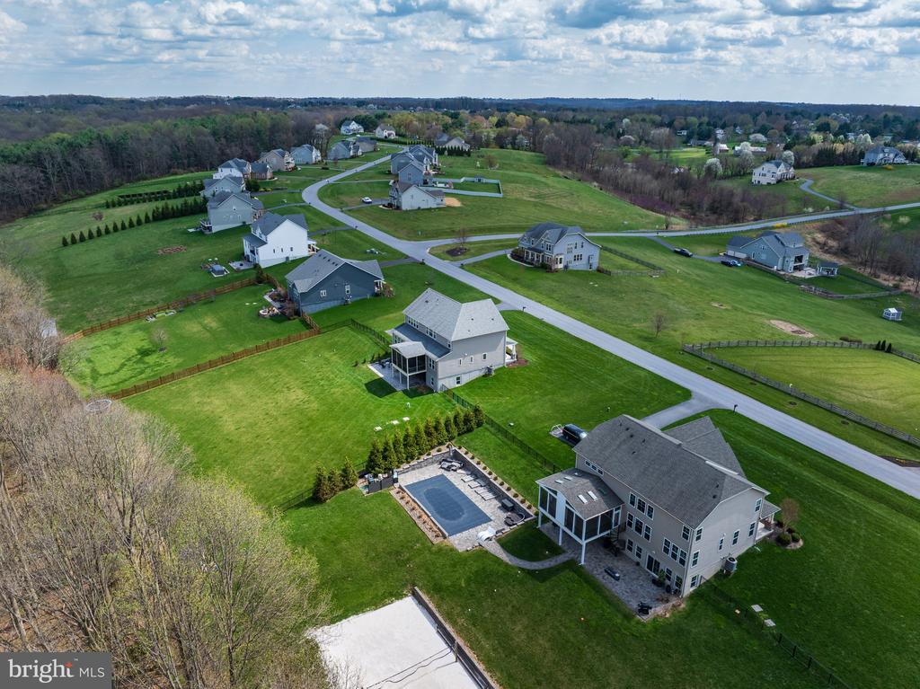 3633 MOLINE COURT