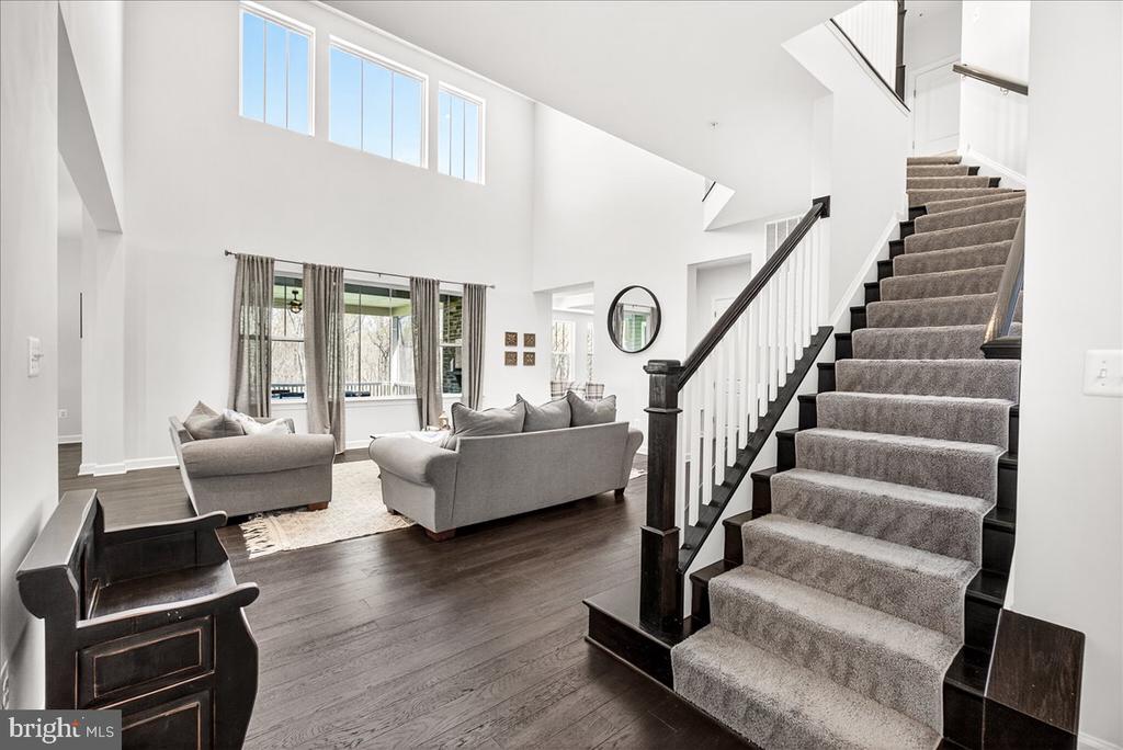 3633 MOLINE COURT