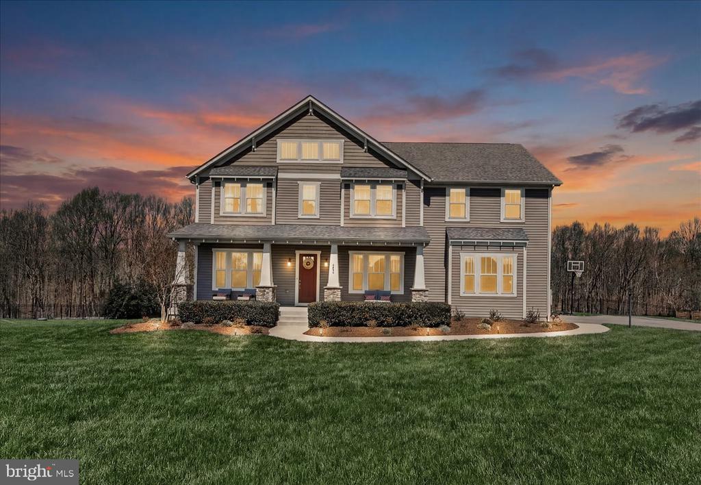 3633 MOLINE COURT