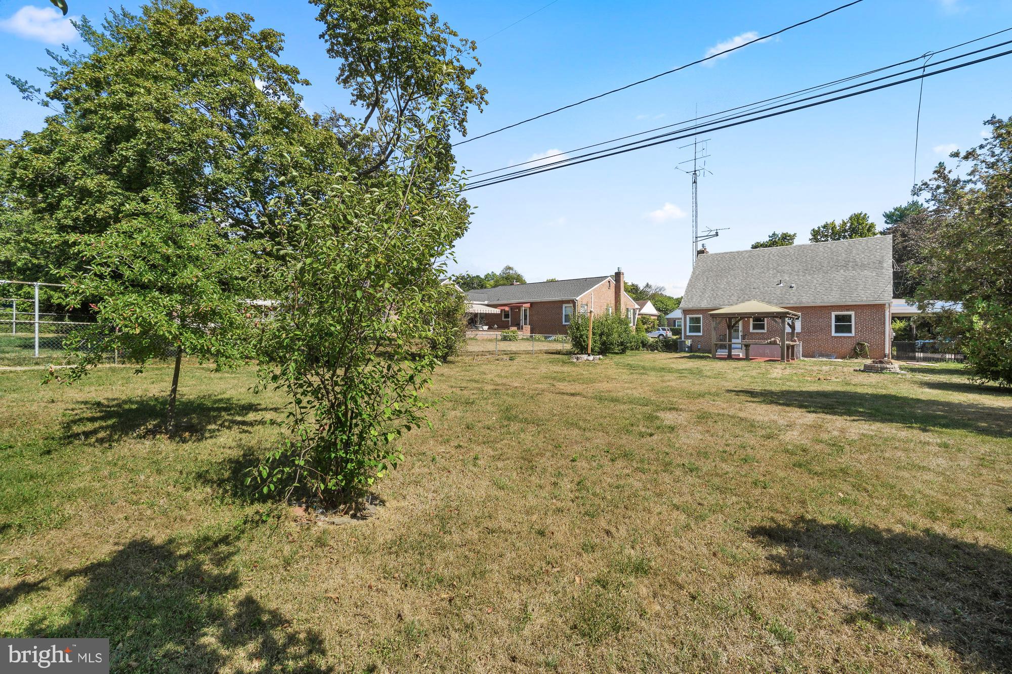607 GRANT PLACE