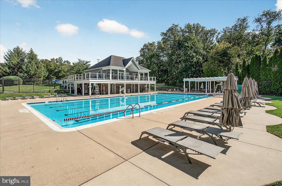 3073 LINDSEY COURT