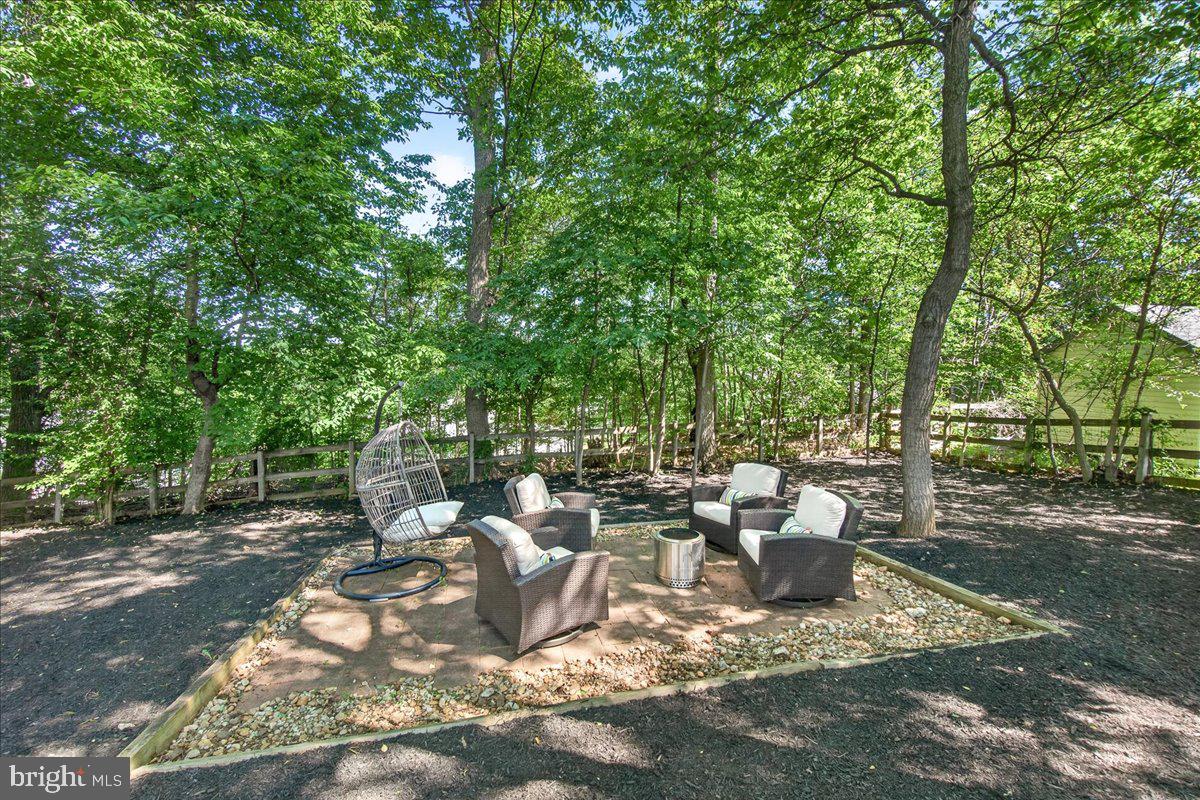 3073 LINDSEY COURT